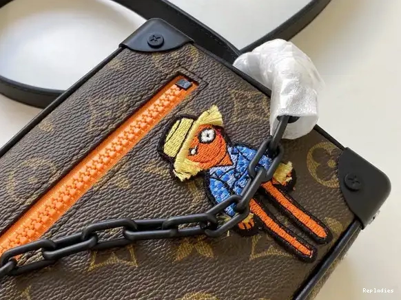 Repzbay LOUIS TRUNK SOFT VUITTON 0609